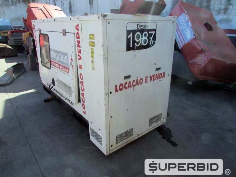 GRUPO GERADOR Á DIESEL OLYMPIAN GEP88-1 100 KVA, ANO: 2010, SÉRIE: OLY00000HB4502679 (Ref.: JBH)