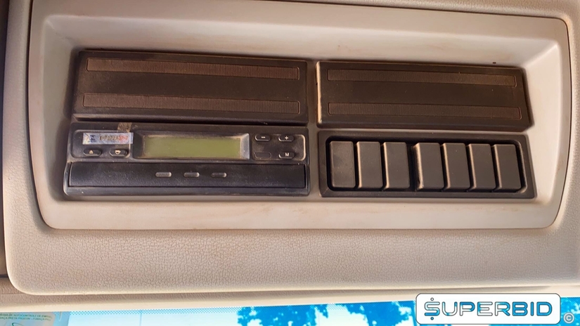 CAMINHÃO BASCULANTE VOLVO VM 330 6X4R, 2013/2013, Placa FINAL 6 (RJ), (Ref.: IBJ)