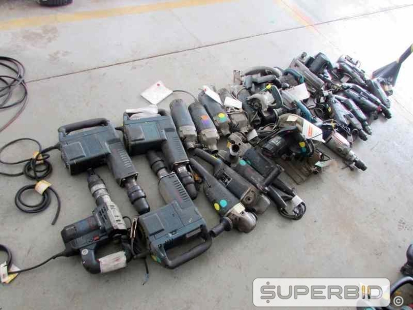 MARTELETE ELÉTRICO, SERRA CIRCULAR, PLAINA, LIXADEIRA, VIBRADOR DE CONCRETO E OUTROS, (30 PÇ.) (Ref.: JDO)