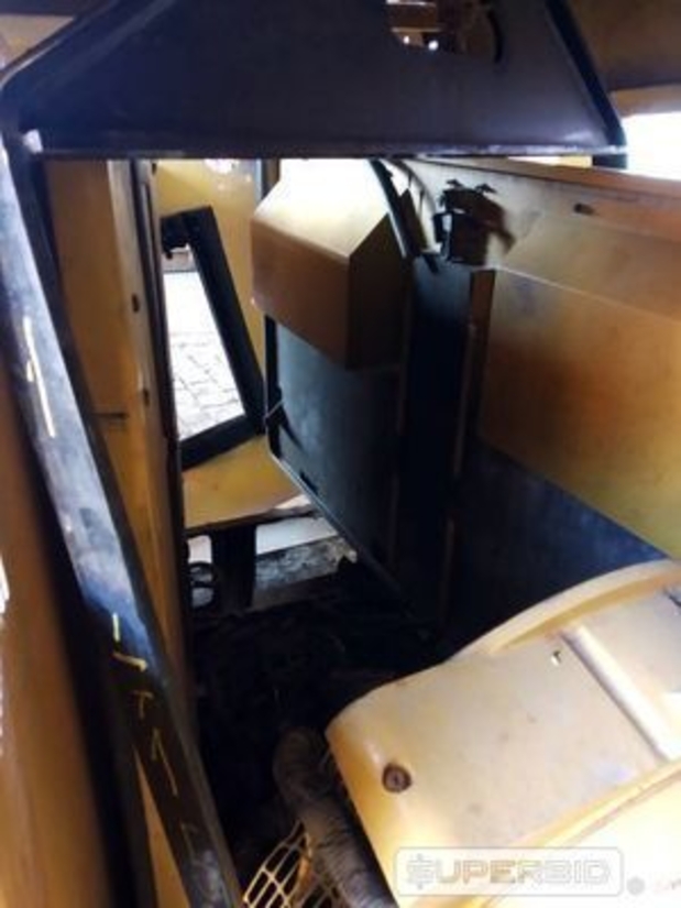 GRUPO GERADOR Á DIESEL, POT: 80 KVA E ALTERNADOR CABINADO P/ GRUPO GERADOR (Ref.: RBF)