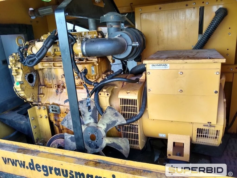 GRUPO GERADOR A DIESEL OLYMPIAN GEP447 SÉRIE:OLY00000TB4D03129 ANO: 2010 70KVA. (Ref.: SP)