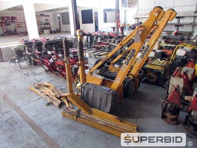 02 MINI GRUA MENEGOTTI ELLEVA 500, CAP.: 500 KG. (Ref.: JDC)