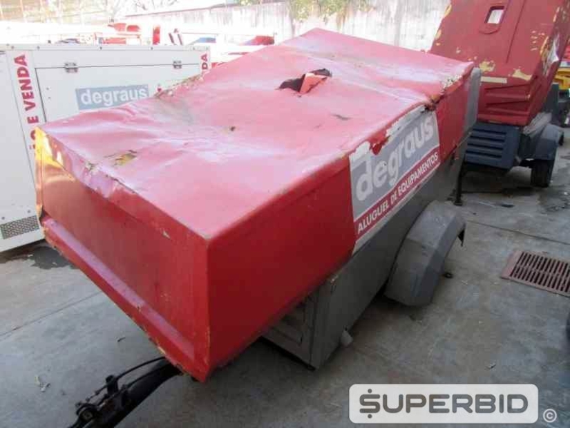 COMPRESSOR DE AR ATLAS COPCO XAS 137 280PCM-7B, ANO: 2013 (Ref.: JBK)