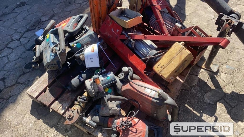 ESMERILHADEIRAS, FURADEIRA DE IMPACTO, ROMPEDORES DEMOLIDOR, MARTELOS, SERRAS CIRCULARES MARMORE E GUINCHOS (13 pç) (Ref.: IJ)