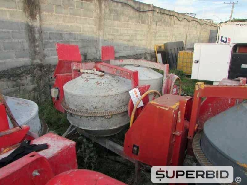 SUCATA DE 06 BETONEIRAS ELÉTRICAS CSM 400 LITROS. (Ref.: JEC)