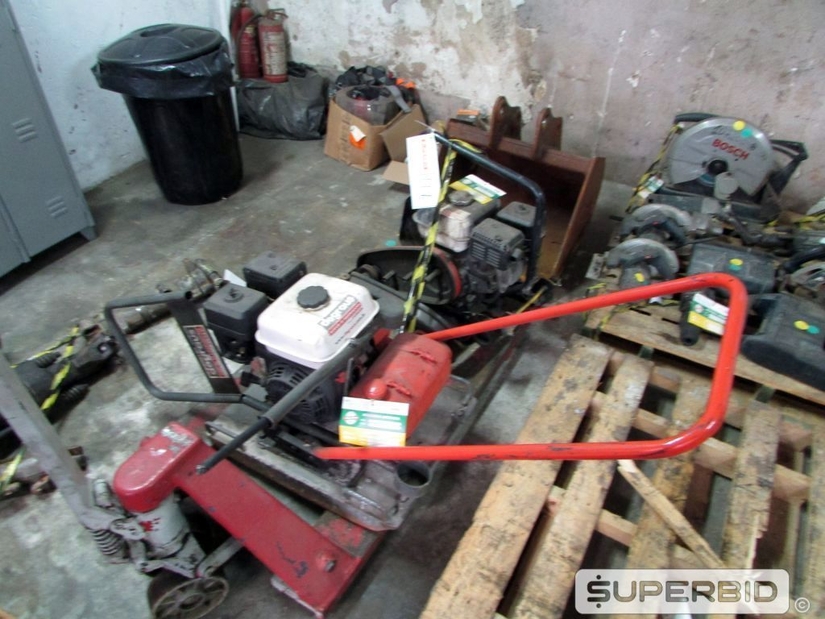 02 PLACAS VIBRATÓRIAS Á GASOLINA, CAP.: 80 KG (Ref.: FDF)