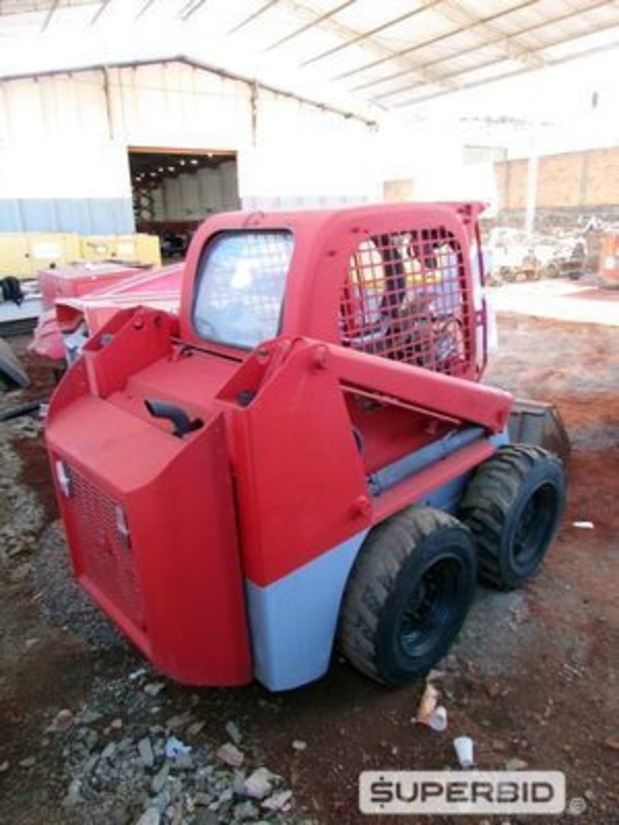 MINI CARREGADEIRA, CONCHA P/ MINI CARREGADEIRA E BOMBA CENTRÍFUGA (03 PÇS) (Ref.: FER)