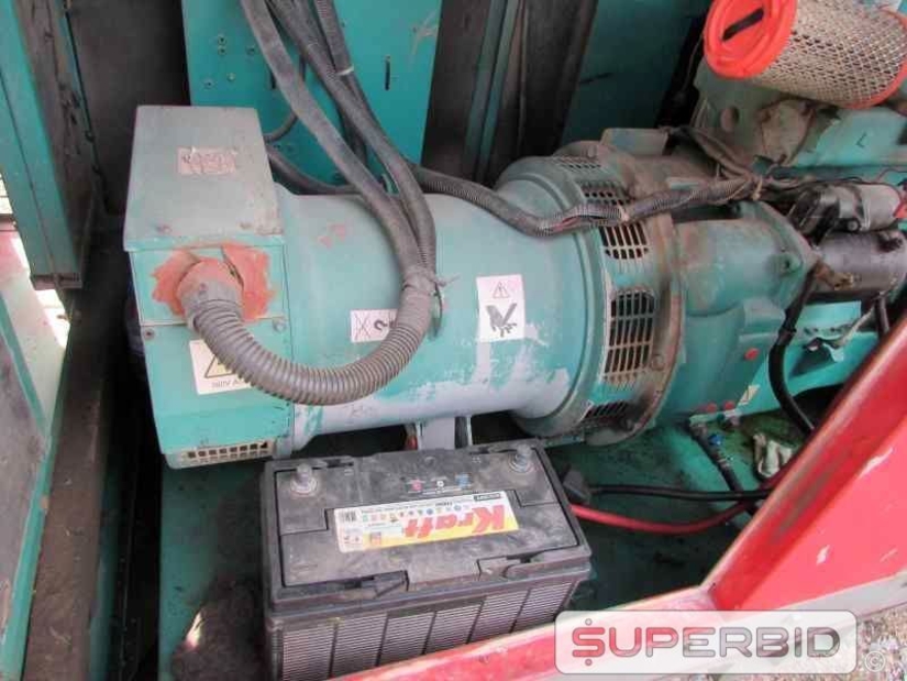 GRUPO GERADOR Á DIESEL CUMMINS 40 KVA. (Ref.: JDT)