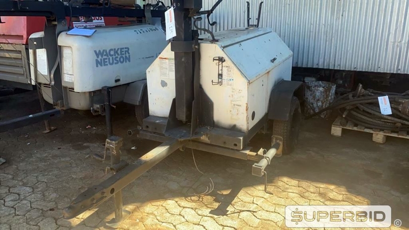 TORRE DE ILUMINACAO RL-4000 A DIESEL TEREX (Ref.: IM)