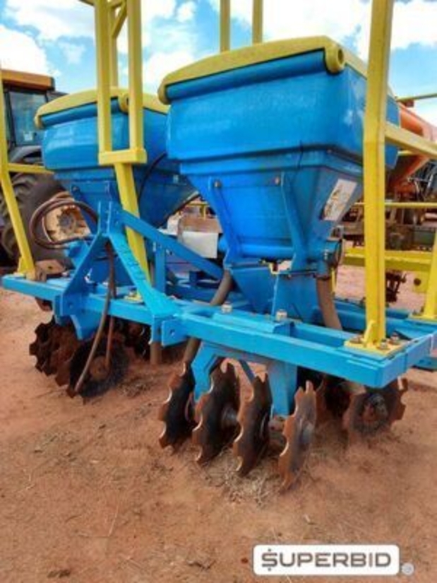 GRADE QUEBRA LOMBO UTI IMPLEMENTOS, ANO: 2008, SÉRIE: 1263 (Ref.: 449)