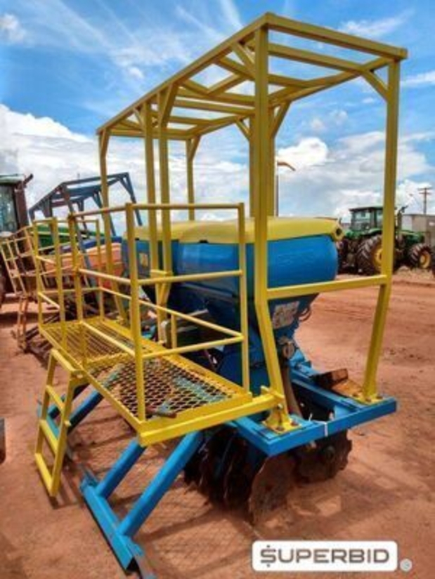 GRADE QUEBRA LOMBO UTI IMPLEMENTOS, ANO: 2008, SÉRIE: 1263 (Ref.: 449)