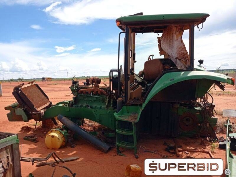 SUCATA DE TRATOR JOHN DEERE 7210J, ANO: 2012, CHASSI: 1BM7210JC (Ref.: RAK)