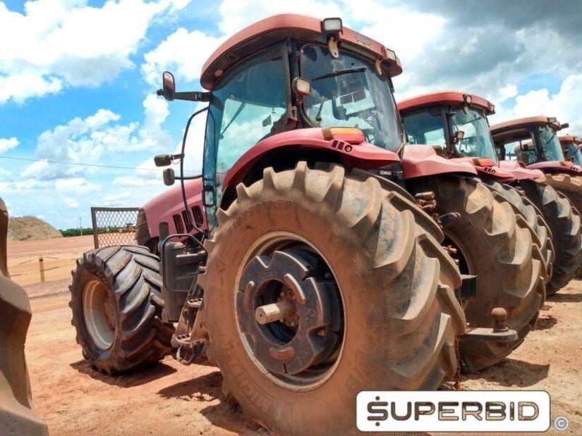 TRATOR DE PNEUS CASE IH PUMA 205 4X4, ANO: 2013, SÉRIE: PB18C400288 (Ref: 1302)