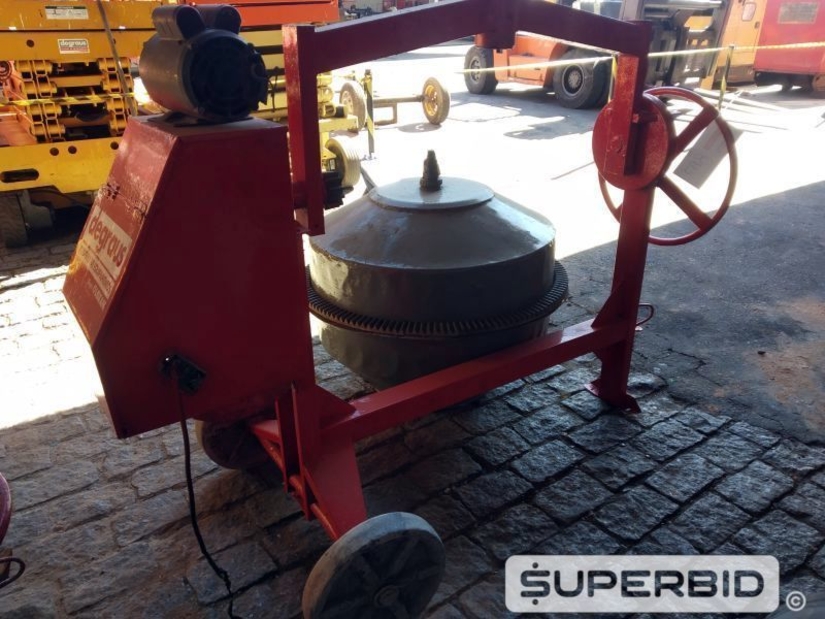 05 BETONEIRAS ELÉTRICAS CSM, CAP: 400 LITROS (Ref.: RBJ)