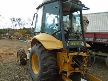 RETROESCAVADEIRA NEW HOLLAND B90B 4X4, ANO: 2011, SÉRIE: HBZNB90BABAH00350 (Ref: SBP / TP32744)