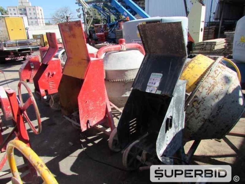 SUCATA DE 04 BETONEIRAS ELÉTRICA CSM 400 LITROS. (Ref.: JAE)