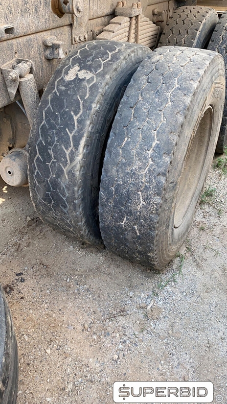 CAMINHÃO BASCULANTE  VOLVO VM 330 6X4R, 2013/2013, Placa FINAL 4 (RJ),  (Ref.: IBO)