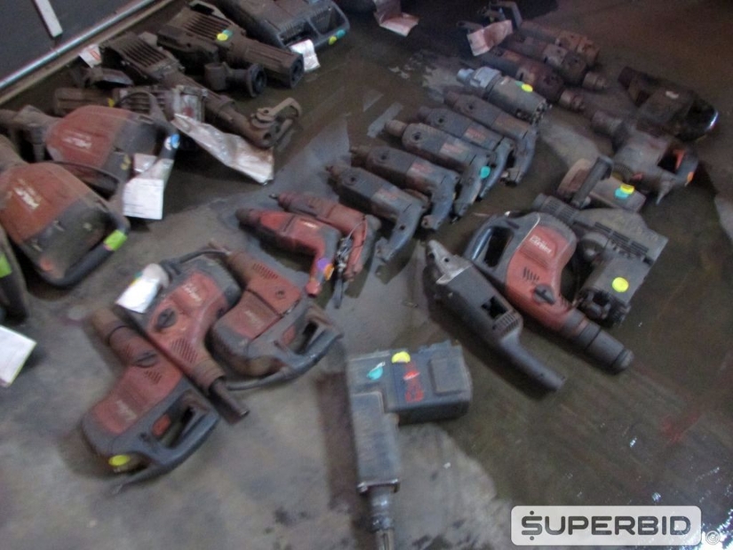 SUCATA DE CANELETEIRA ELÉTRICA, ROMPEDOR ELÉTRICO, FURADEIRA DE IMPACTO E OUTROS (APROX 31 PÇS) (Ref.: PAZ)