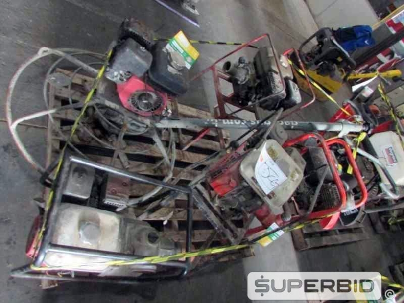 ALISADORA DE CONCRETO WACKER NEUSON CT36, MOTOR VIBRADOR Á GASOLINA WEBER E BOMBA CENTRIFUGA HONDA WB30X 3 POL., (05 PÇ.) (Ref.: JCG)