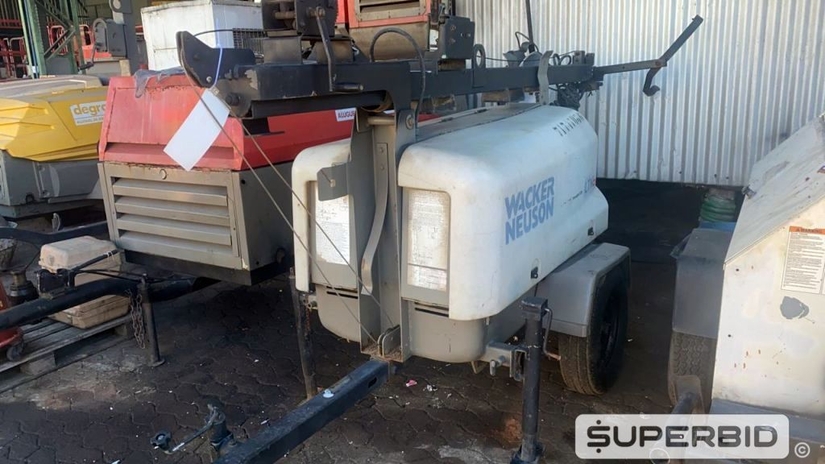 TORRE DE ILUMINACAO LTN6L A DIESEL WACKER (Ref.: IN)