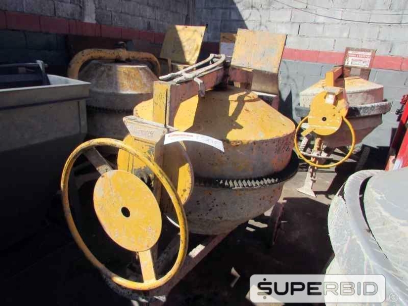 SUCATA DE 05 BETONEIRAS ELÉTRICA CSM 400 LITROS. (Ref.: JAF)