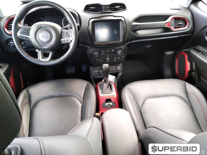 Jeep Renegade Trailhawk 2.0 Turbo 4X4, 2018/2019, Jazz Blue metálica, 580 KM, Diesel, Teto solar elétrico panorâmico, Kit Multimídia "7" completo, Bancos em Couro, IPVA 2021 pago, Veículo com garantia de fábrica, Laudo cautelar aprovado.