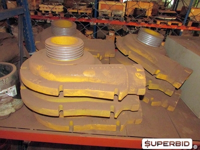 CONE HIDROCICLONE, TAMPAS, REVESTIMENTOS, ADAPTADOR, CONTROLADOR DE FLUXO E OUTROS (APROX.: 27 PÇS). (Ref.: DA)