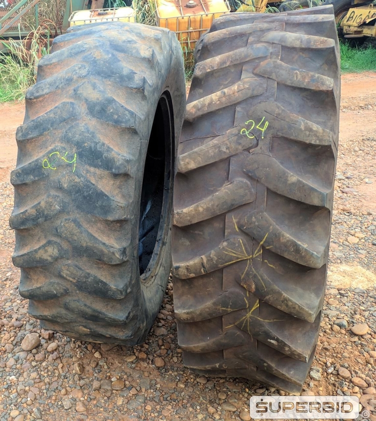 02 PNEUS MEDIDA 14.9-28