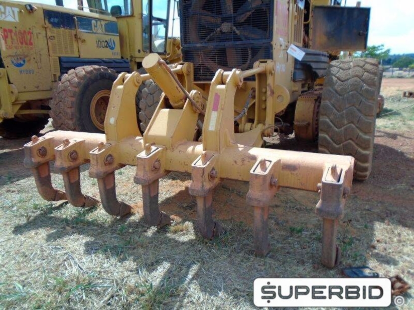 MOTONIVELADORA CATERPILLAR 16H, ANO: 2007, CAP: 1,5m³, SÉRIE: CAT0016HIATS00655 (Ref: PT 1001)