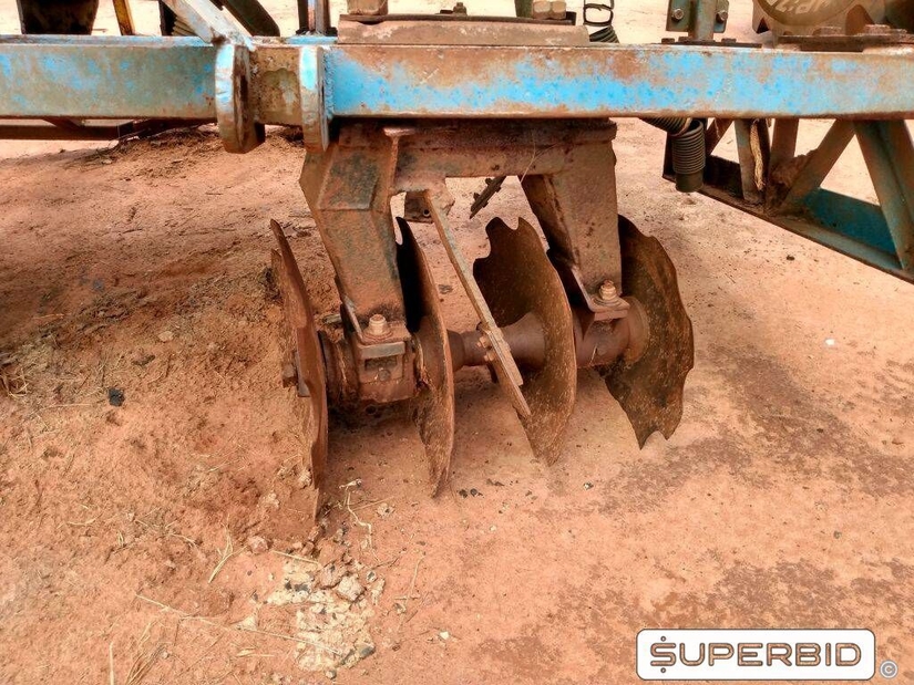 GRADE QUEBRA LOMBO UTI IMPLEMENTOS, ANO: 2008, SÉRIE: 1266 (Ref.: 452)