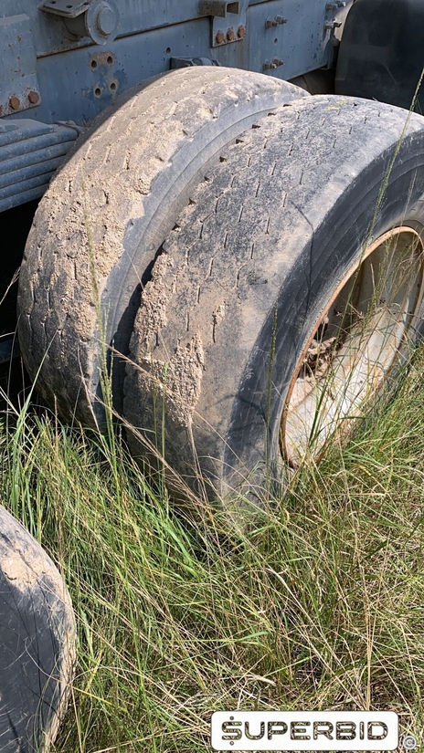 CAMINHÃO BASCULANTE  VOLVO VM 330 6X4R, 2013/2013, Placa FINAL 2 (RJ),  (Ref.: IBP)