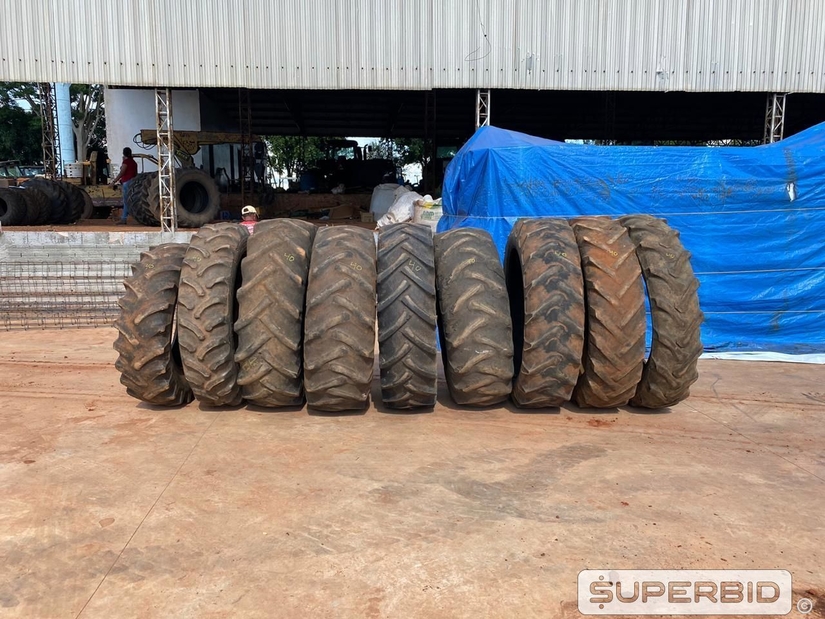 03 PNEUS 16/9-30, 01 PNEU 18/4-30, 03 PNEUS 13/6-38, 01 PNEU 18/4-36, 01 PNEU 14/9-26
