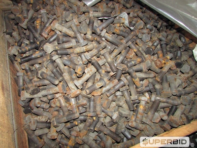 MATERIAIS DE FIXAÇÃO E CONEXÕES: PORCAS, PARAFUSOS, CURVAS E OUTROS (APROX.: 6.529 PÇS). (Ref.: WMEZ_UM02)