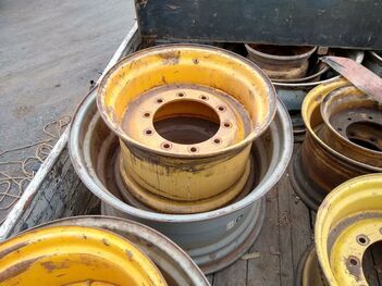 RODAS DE FERRO TAMANHOS: 40, 46,50,59,66,70,74 e 89 CM. (Ref.: SCP)