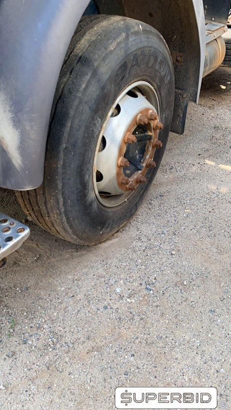 CAMINHÃO BASCULANTE  VOLVO VM 330 6X4R, 2013/2013, Placa FINAL 4 (RJ),  (Ref.: IBO)