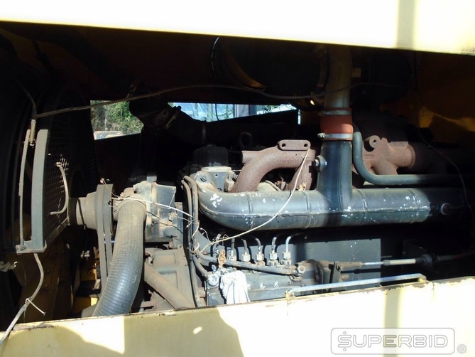 PÁ CARREGADEIRA NEW HOLLAND 12C 4x4, ANO: 2011, CAP: CAÇAMBA: 1M3., SÉRIE: 8364 (Ref: SBK / TP32725)