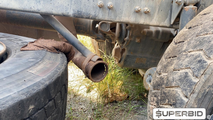 CAMINHÃO BASCULANTE  VOLVO VM 330 6X4R, 2013/2013, Placa FINAL 2 (RJ),  (Ref.: IBP)