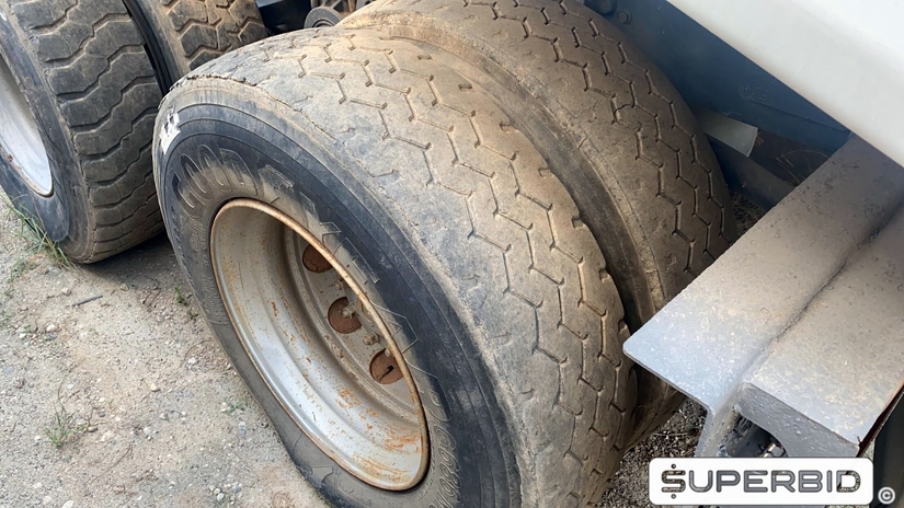 CAMINHÃO BASCULANTE VOLVO VM 330 6X4R, 2013/2013, Placa FINAL 5 (RJ), (Ref.: IBI)