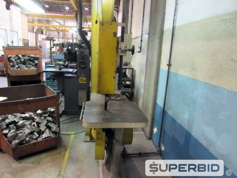 01 AFIADORA DE BASTÃO PARA METAL DURO REGMED ABV, ANO 1981, SÉRIE.: 604/65 E 01 SERRA DE FITA TITAN (Ref.: 12140-778-12134)