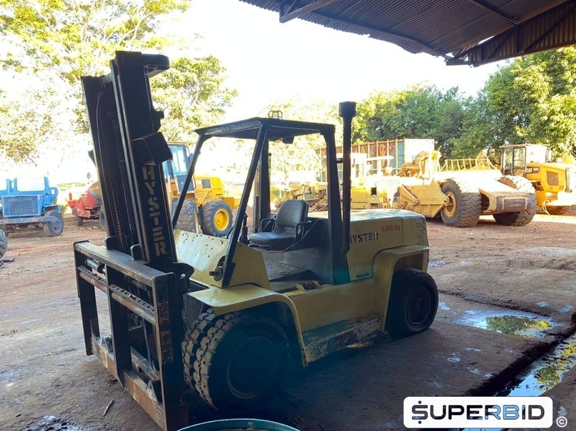 EMPILHADEIRA HYSTER , CAP: 7.000 KG , SÉRIE: IDENTIFICAÇÃO:195A (Ref: 12)
