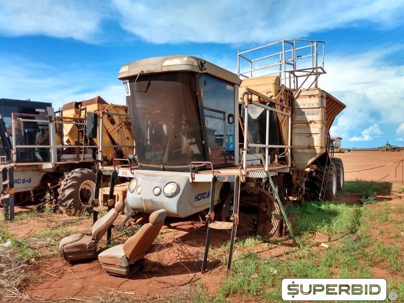 SUCATA DE PLANTADEIRA DE CANA TROPICANA SMI 10.000 6x6, ANO: 2008, SÉRIE: HY6X6024 (Ref: 79)