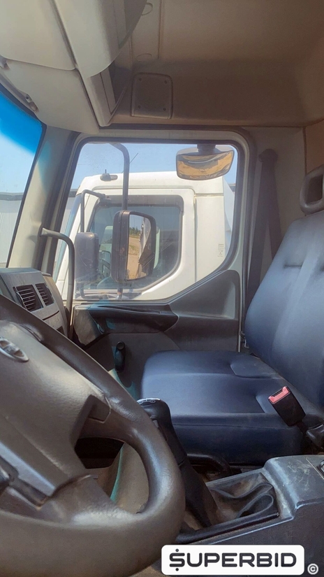 CAMINHÃO BASCULANTE VOLVO VM 330 6X4R, 2013/2013, Placa FINAL 4 (RJ), (Ref.: ICA)