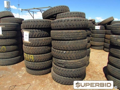 30 SUCATAS DE PNEUS 1000R20 SEM RECAPE (Ref.: D-19)