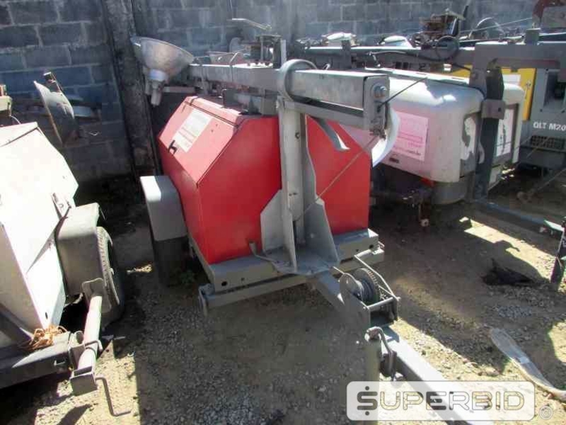 TORRE DE ILUMINAÇÃO Á DIESEL WACKER NEUSON LT4L E TORRE DE ILUMINAÇÃO Á DIESEL TEREX RL4000 (Ref.: JEM)