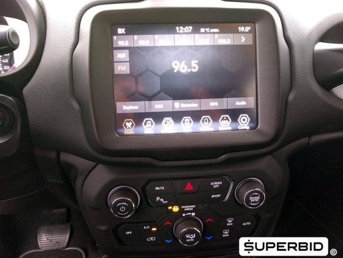 Jeep Renegade Limited 1.8 16V, 2019/2020, Cinza antique metálico, Flex, 6.017 KM, Câmbio Automático, Kit Multimídia "7" completo , Sensor de ré, Bancos em Couro, IPVA 2021 pago, Veículo com garantia de fábrica, Laudo cautelar aprovado.