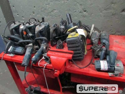 SERRA MARMORE, MARTELETE PERFURADOR, LIXADEIRA DE CINTA ELÉTRICA, ROMPEDOR ELÉTRICO, ESMERILHADEIRA E OUTROS, (19 PÇ.) (Ref.: JAU)