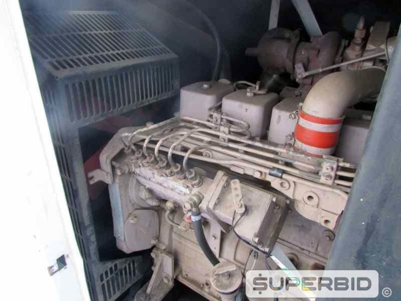 GRUPO GERADOR Á DIESEL PRAMAC 100 - 115 KVA. (Ref.: JBA)