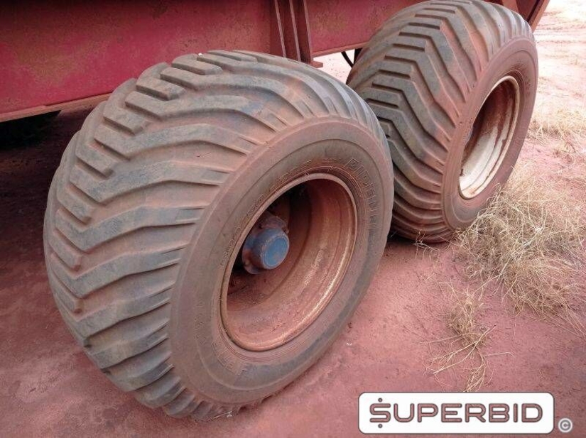 REBOQUE TRANSBORDO DE CANA PICADA TRACAN VTX 10.000, ANO: 2010, SÉRIE: 10382 (Ref.: 663)