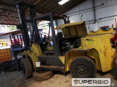 EMPILHADEIRA Á GÁS HYSTER , ANO: 2017, CAP: 7 TON, SÉRIE: NÃO IDENTIFICADO (Ref: RBM)