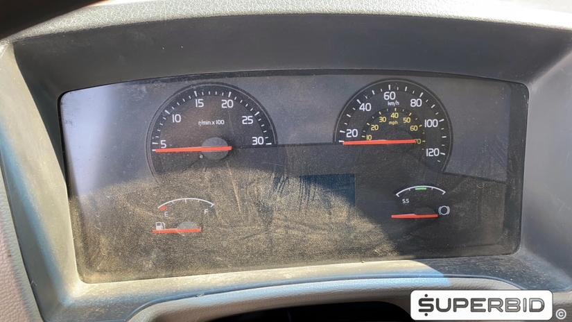 CAMINHÃO BASCULANTE  VOLVO VM 330 6X4R, 2013/2013, Placa FINAL 4 (RJ),  (Ref.: IBO)